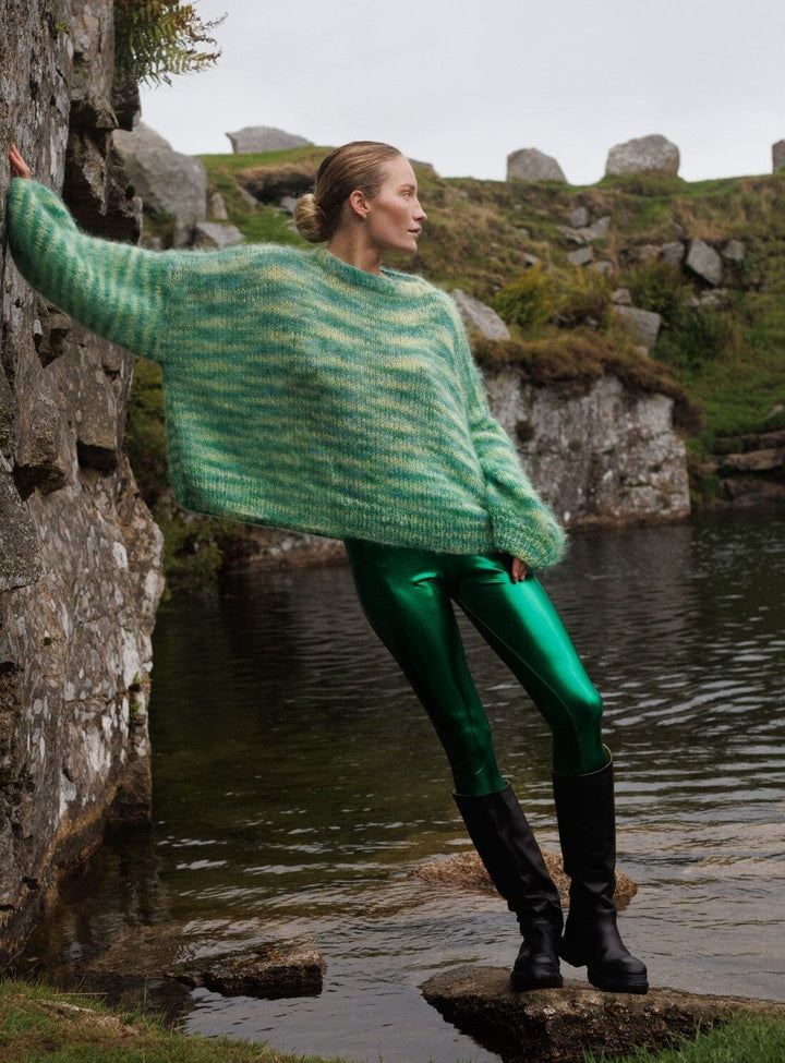 Margate Leggings in Metallic Green Trousers YBDFinds