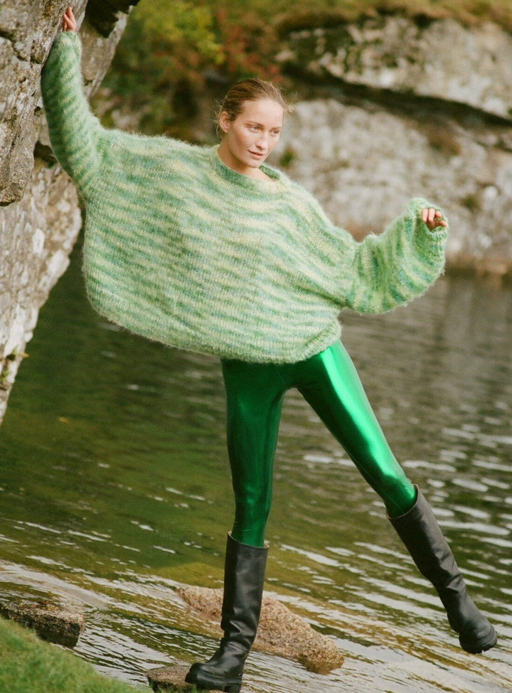 Margate Leggings in Metallic Green Trousers YBDFinds