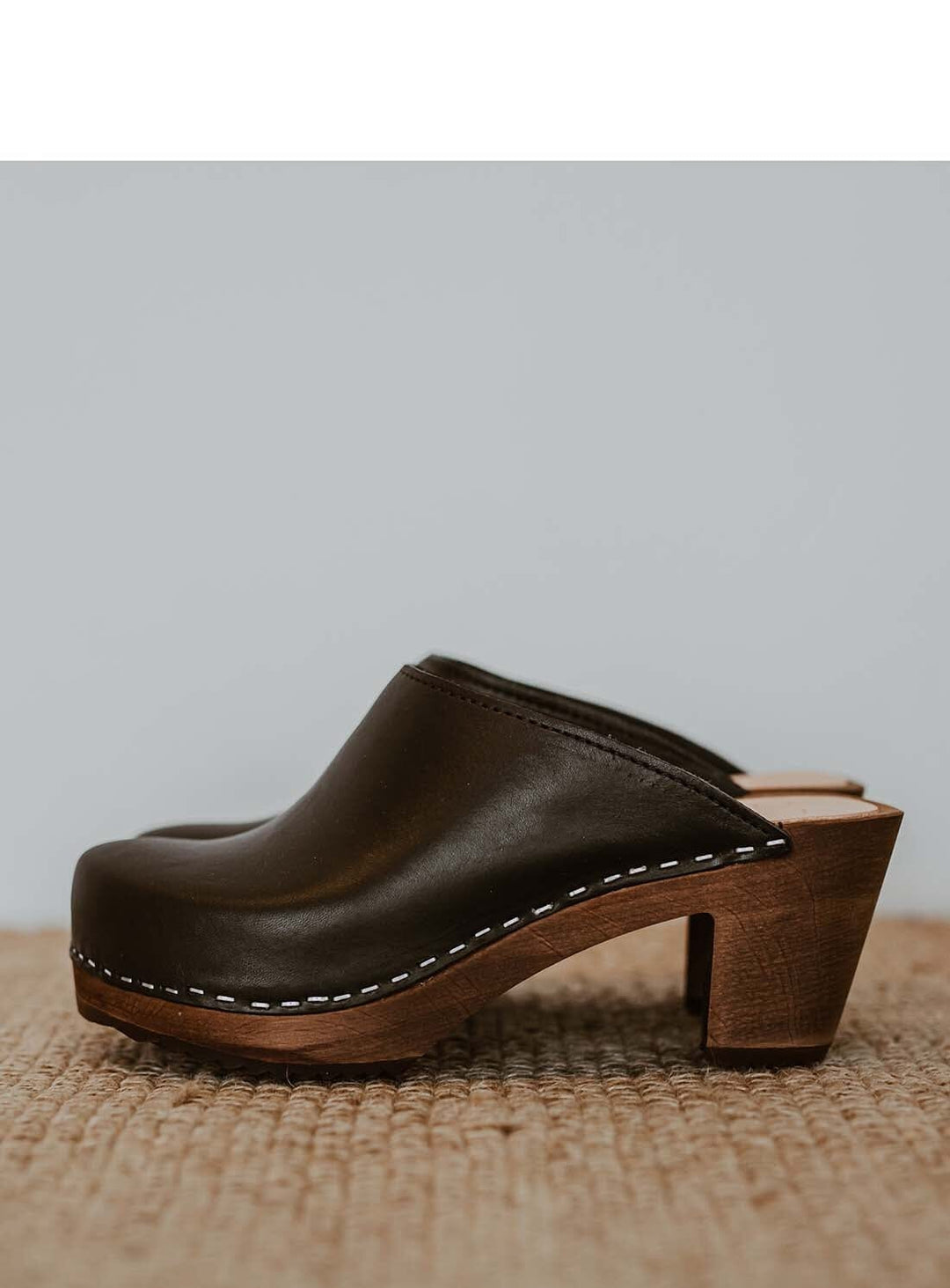 Mid Klassisk in Onyx Shoes YBDFinds