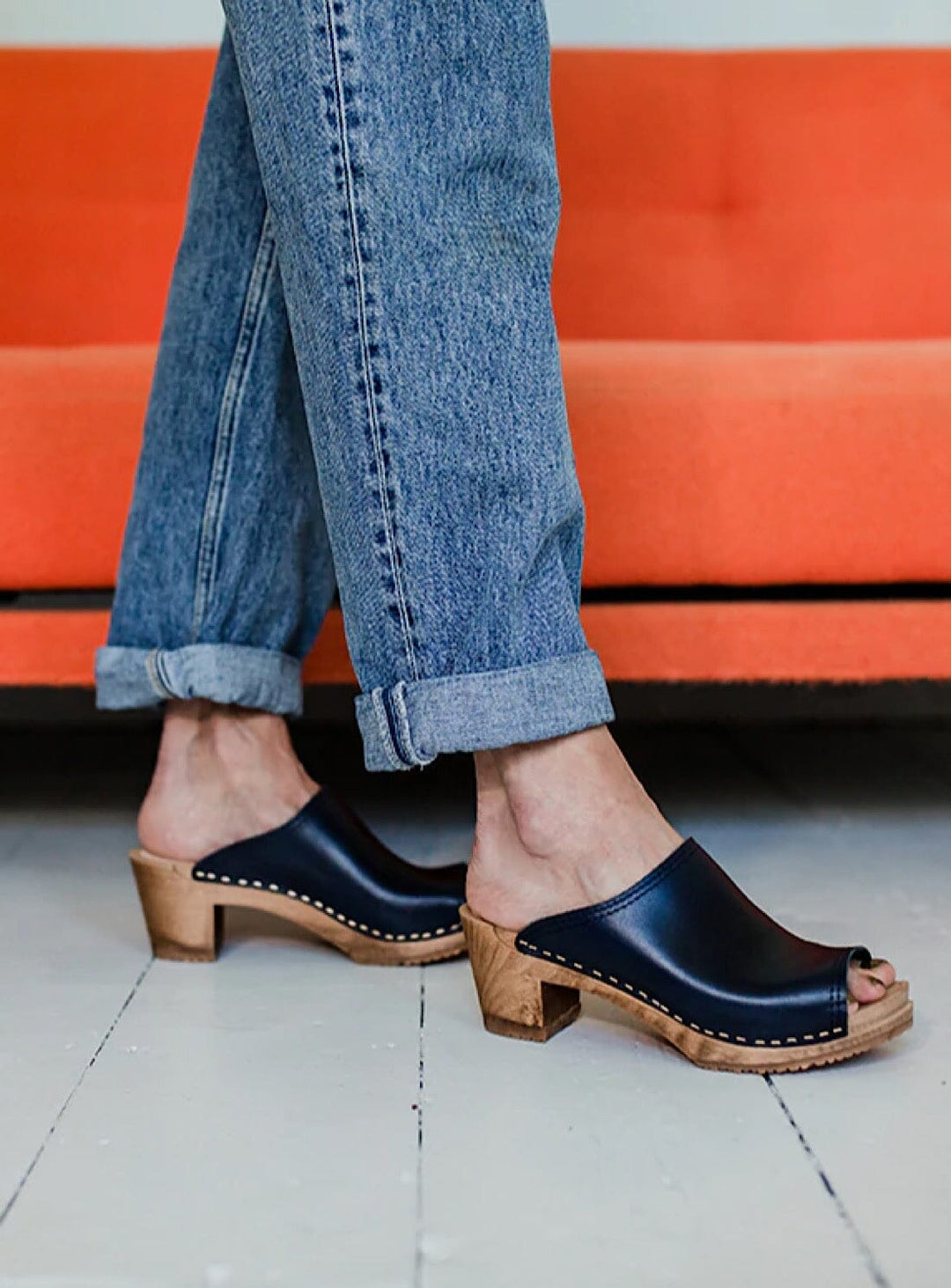 Mid Klassisk Sol Clog in Indigo Shoes YBDFinds
