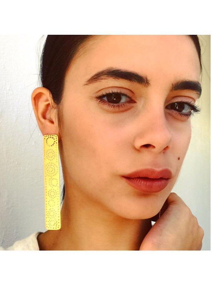 Milan Long Single Gold Earring Earrings YBDFinds