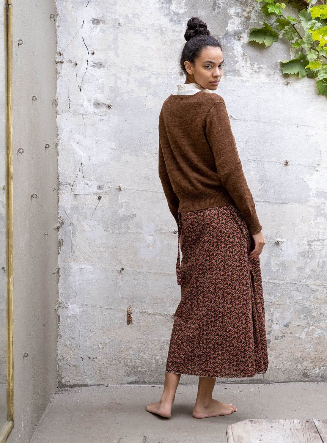 【BAON】Kiponi Flower Layered Wrap Skirt Lady Casual Wrap Skirt Fishtail Beach Ruffle Chiffon Skirt