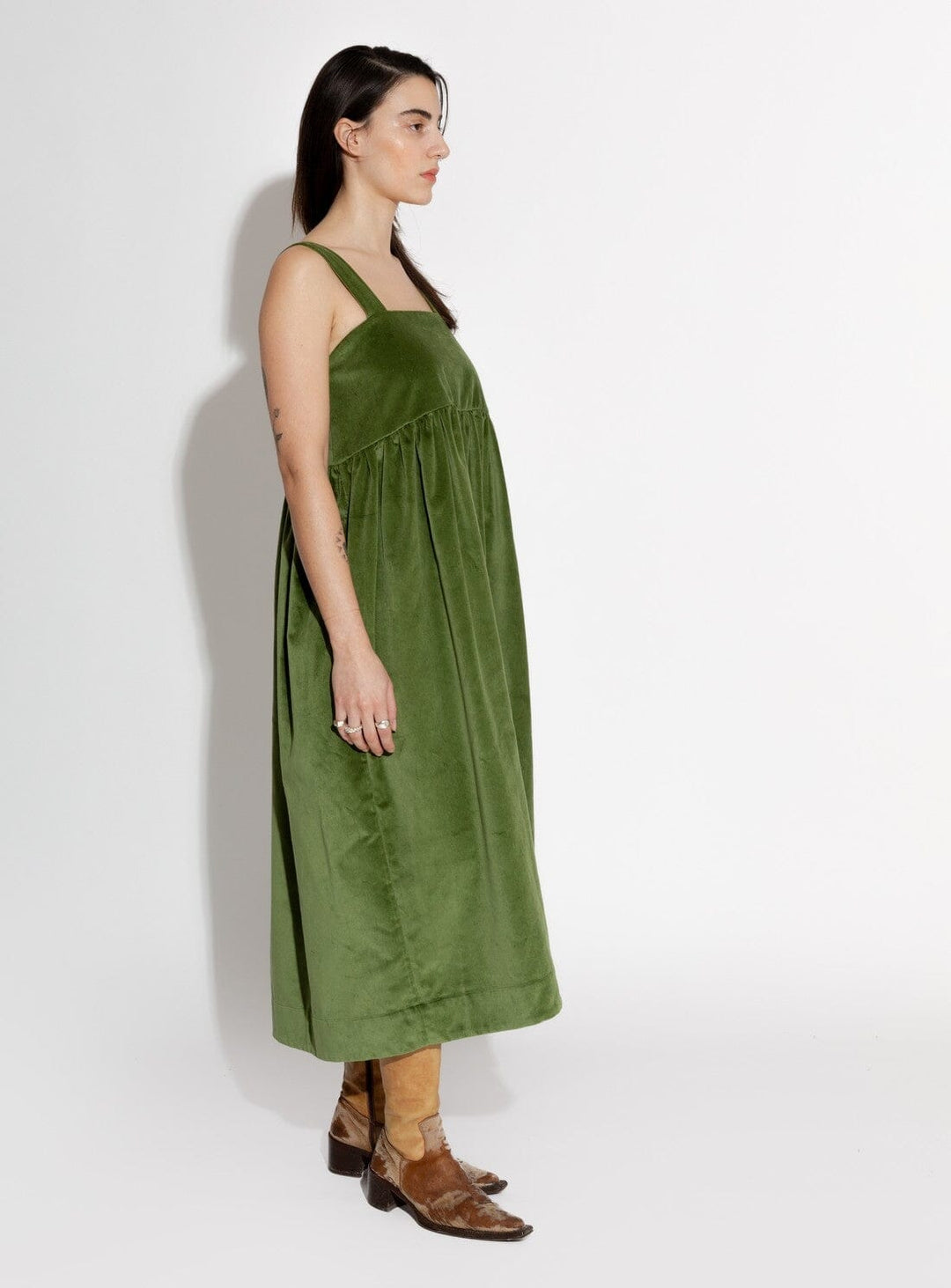 Elba Velvet Dress in Pine Dresses YBDFinds 