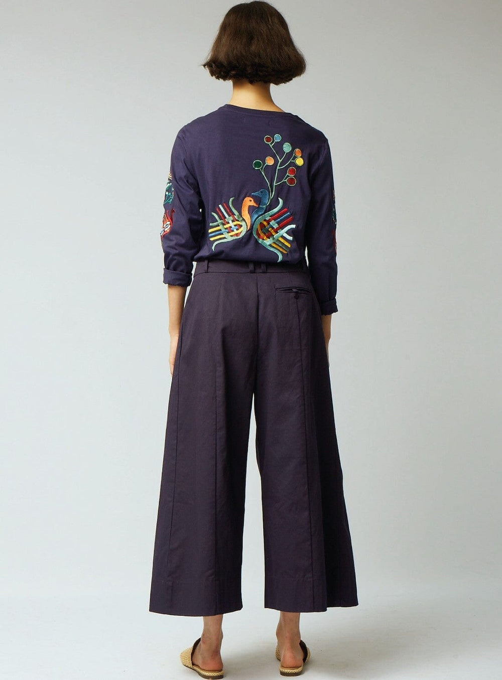 Gabrielle Trousers in Navy Trousers YBDFinds 