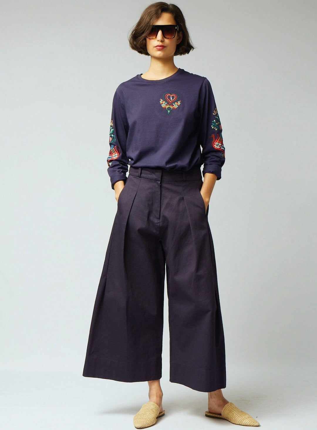 Gabrielle Trousers in Navy Trousers YBDFinds 