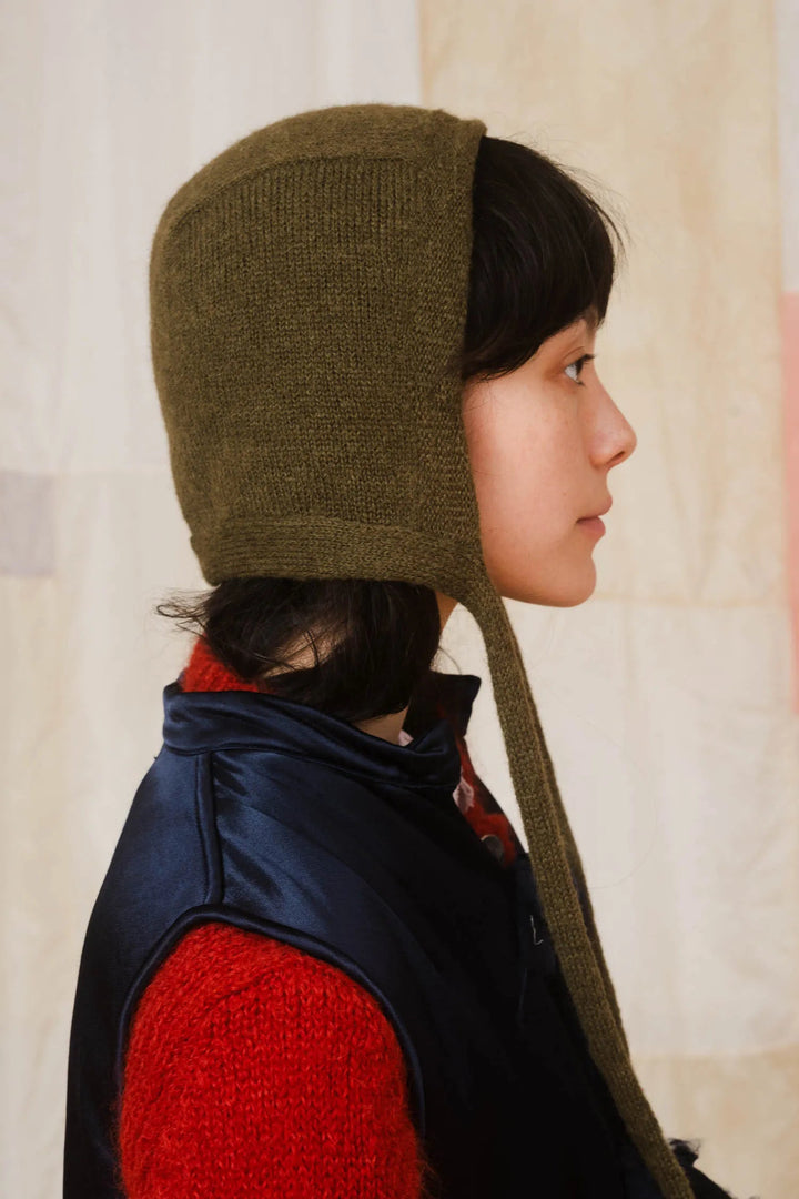 Knitted Bonnet in Olive Green Accessories Sula 