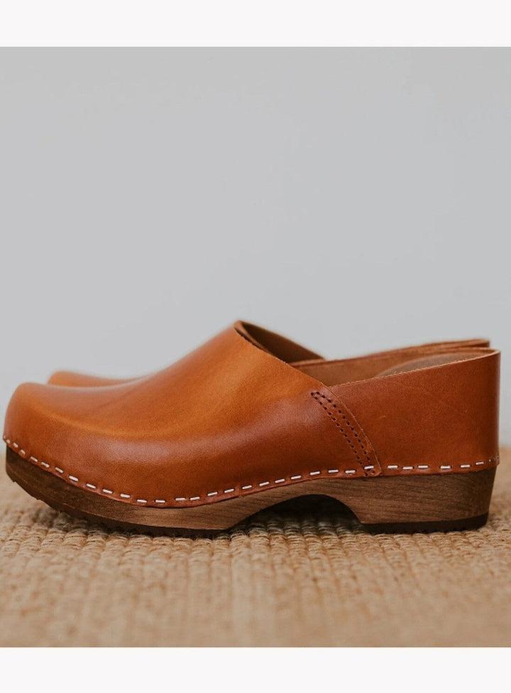 Low Jord Clog from KIT + CLOGS product shot