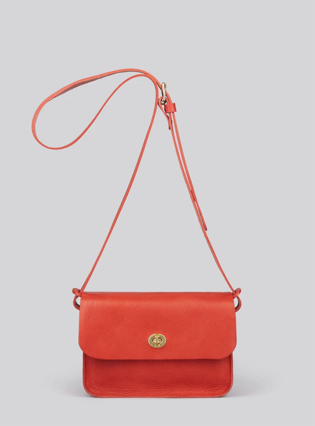 Mimi Berry | Martha Crossbody Bag in Grainy Cardinal – YBDFinds